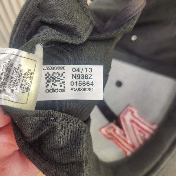 Nebraska Cornhuskers Adidas Big N Strapback Hat Cap Black Red NCAA College Sport - Picture 11 of 11